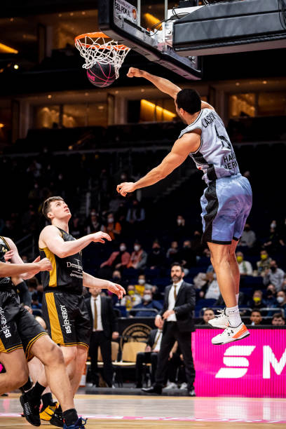 提供更多射 提供更多射