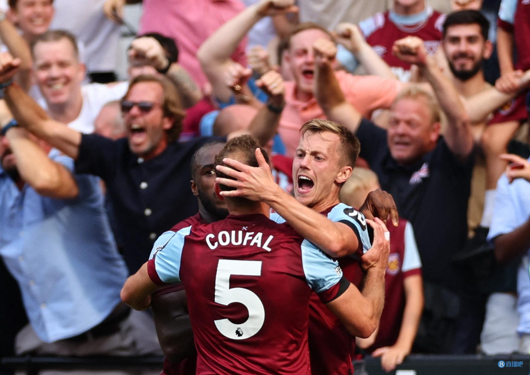 球队与当地 球队与当地