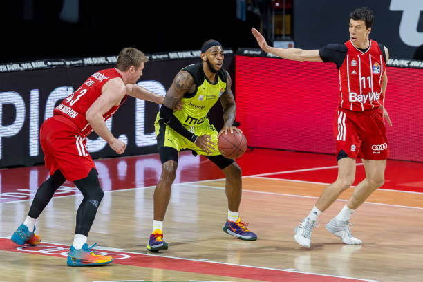 主任候选人 主任候选人